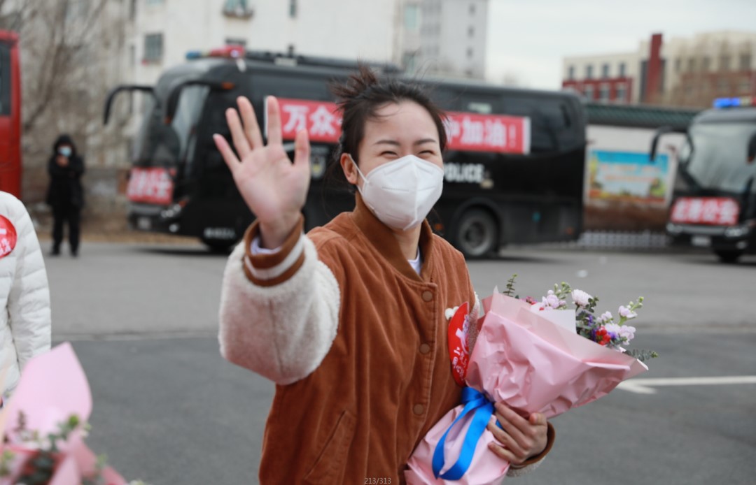 春暖花開，英雄歸來！葫蘆島市第二人民醫(yī)院支援綏中醫(yī)療隊(duì)凱旋而歸~(圖8)
