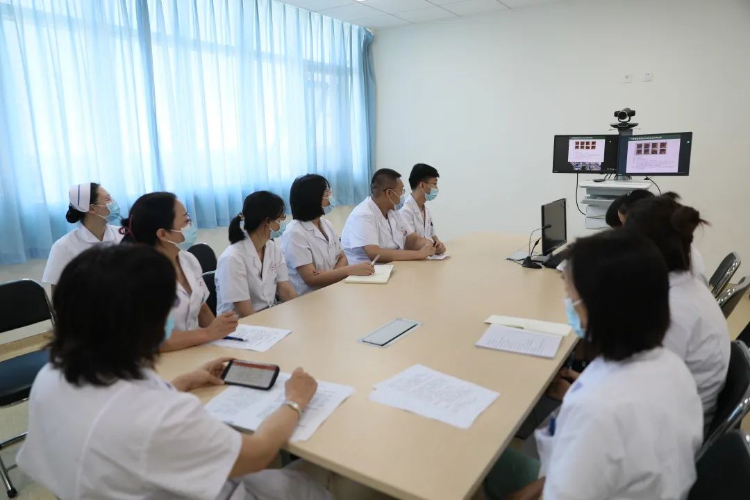 全省首家！中國醫(yī)科大學(xué)附屬第一醫(yī)院專家來“查房”，家門口享國內(nèi)優(yōu)質(zhì)醫(yī)療資源！(圖4)