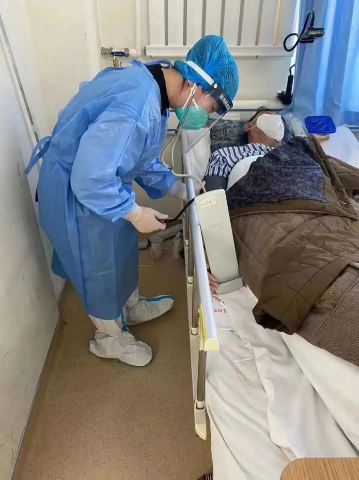 人民醫(yī)院為人民，市二院舉全院之力保障醫(yī)療救治，牢守生命防線！(圖4)